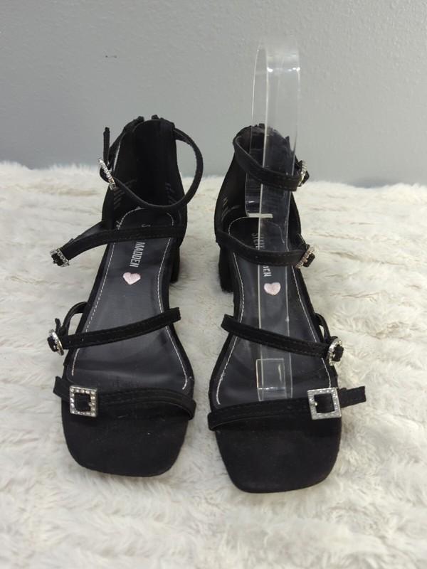Steve Madden Girls Black Suede Tarly Block Heeled Sandal -Black Size 1