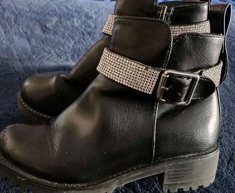 Steve Madden Girls Bling Black Boots Size 11