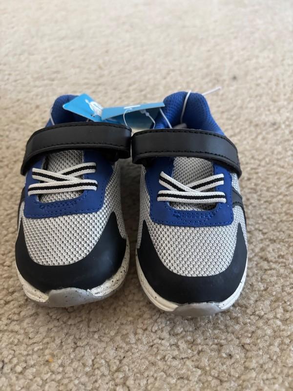 Stride Rite 360 Kids Unisex Adler Sneaker Multi 4M