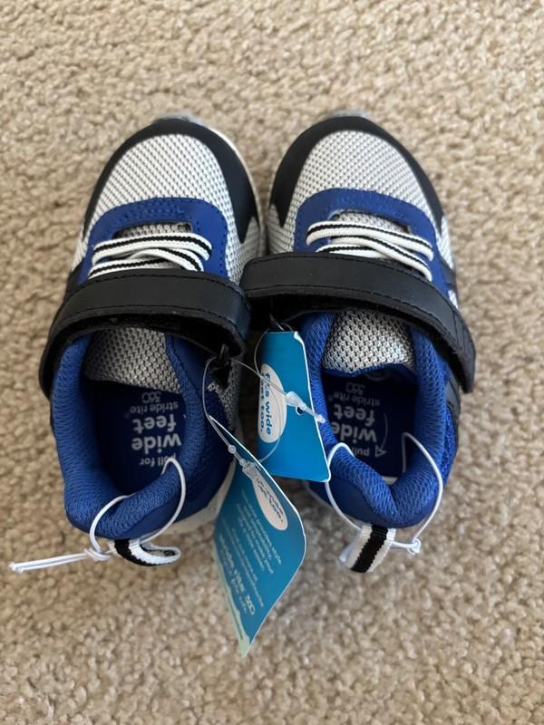 Stride Rite 360 Kids Unisex Adler Sneaker Multi 4M