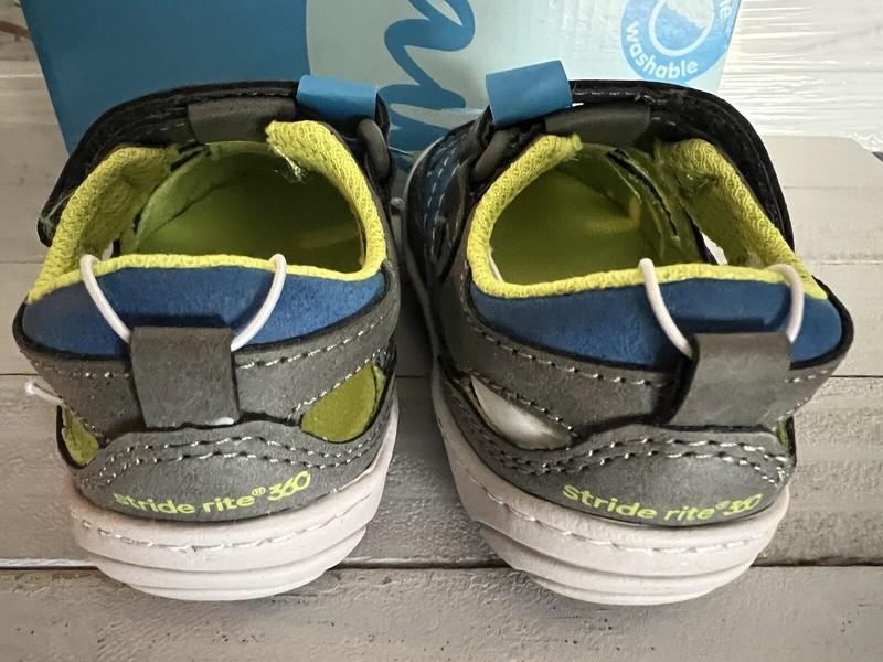 Stride Rite Amos 2.0 Gray Shoes Sandals US Size 4