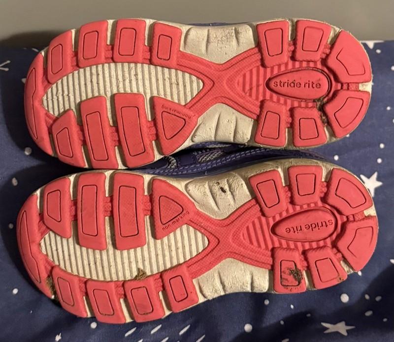 Stride Rite Made2Play Cannan Sneakers Girls Pink/Purple/Silver Size 9.5M GUC