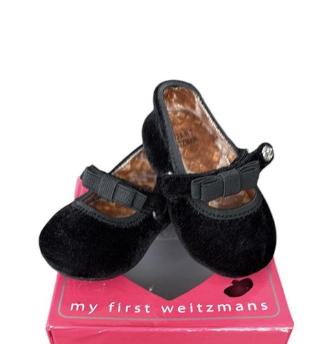 Stuart Weitzman My First Weitzmans Baby Pali Velvet Strap Size 3