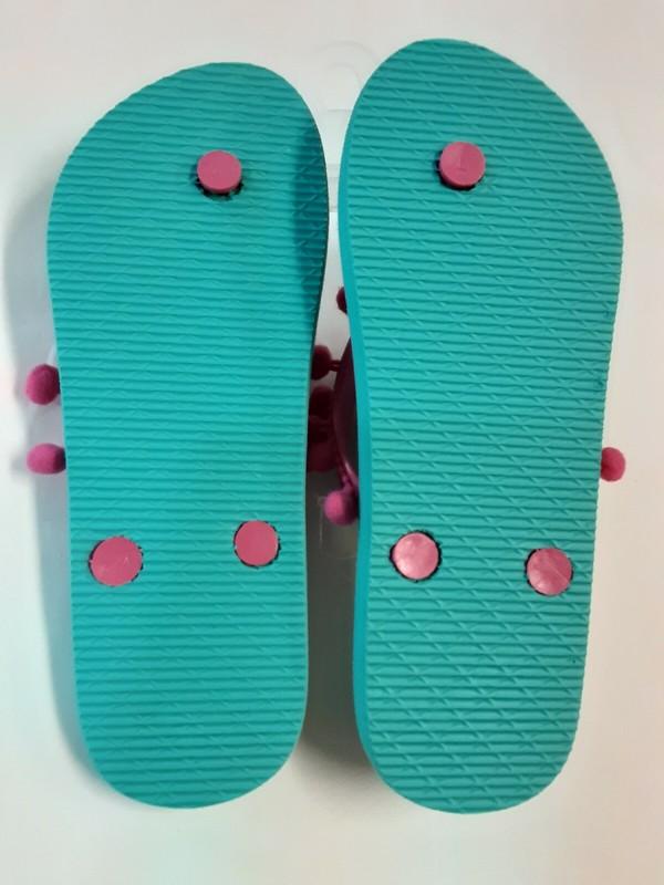Studio 74 Girls Summer Turquoise Flip-Flops W/Pink Pom-Poms Toe Sandals BNWOT