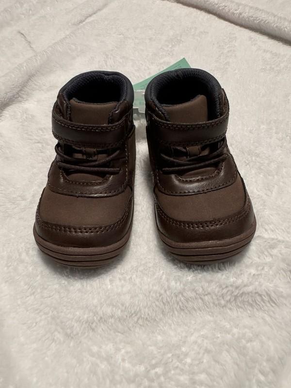 Surprize By Stride Rite Infant "No Tie" Boots Size 4 (Machine washable) - NEW