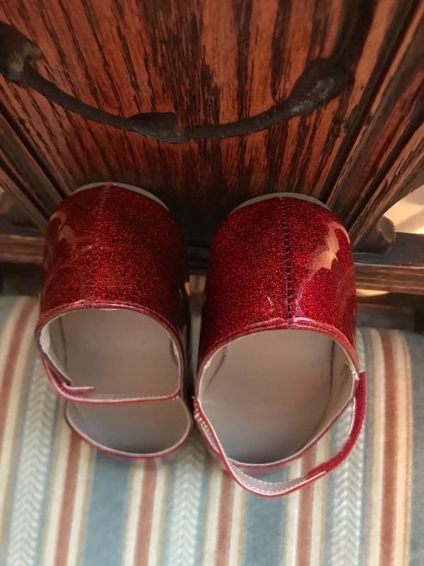 The Children's Place Girl's Glitter Red Mary Jane Flat Shoes Red Size 4 Dorothy