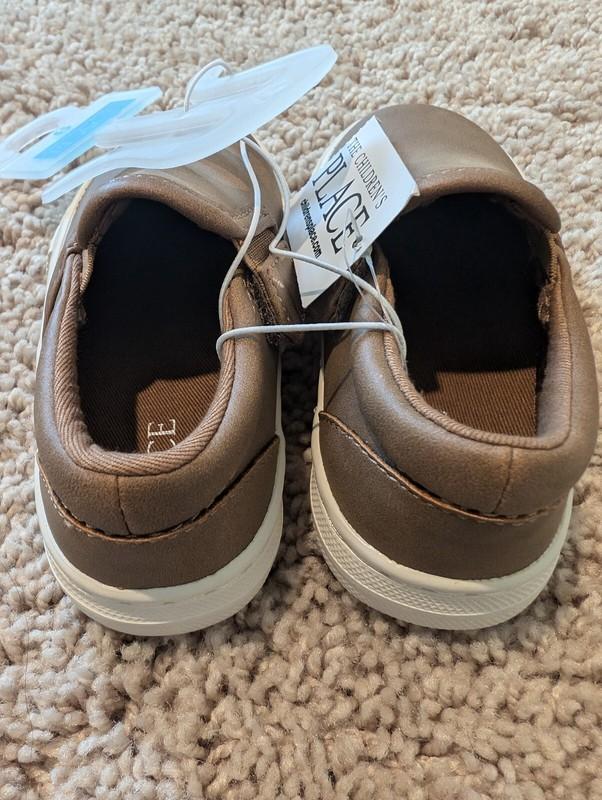 The Childrens Place Strap Brown Leather Shoes Sz 6 Great Condition