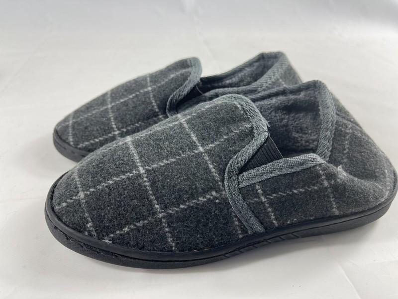 THE COLLECTION WARM KIDS BOY WINTER SOFT SHOES SLIPPER SZ 10 11 12 1
