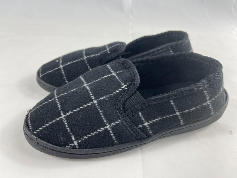 THE COLLECTION WARM KIDS BOY WINTER SOFT SHOES SLIPPER SZ 10 11 12 1