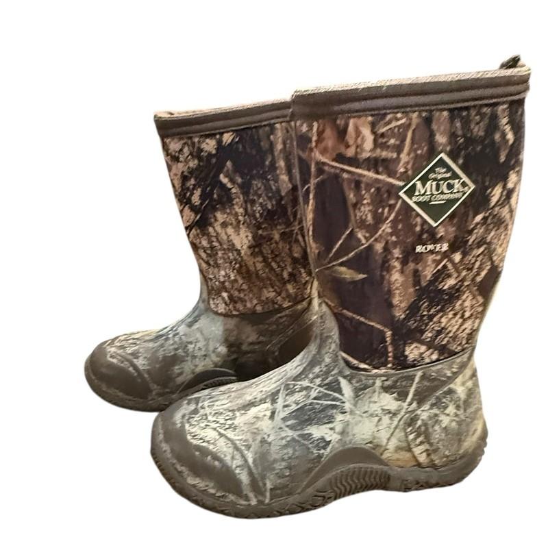 The Original Muck Boots in Camo Pattern Youth Size 2