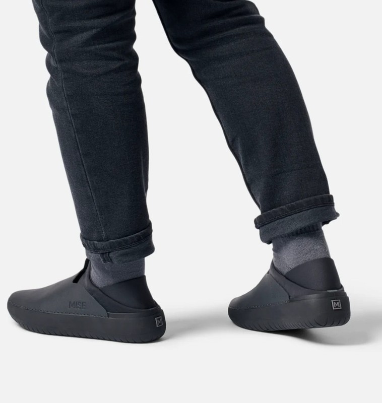 The Relaxed Bundle-Assembled For Those Who Hustle Hard In The Kitchen