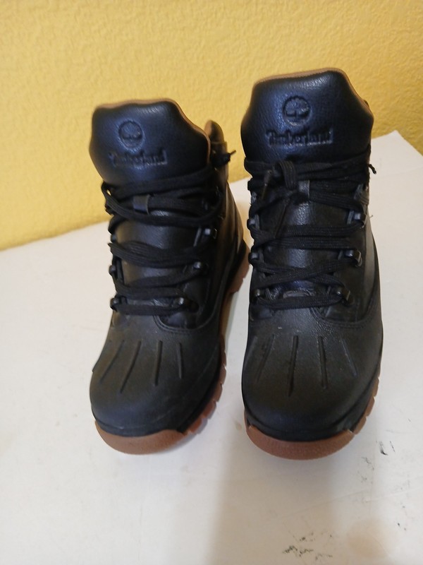 Timberland Euro Hiker Shell- Toe Boys Black Boots Size 5.5