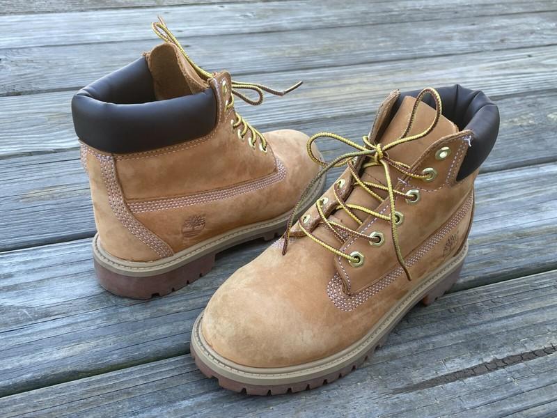Timberland Kids Youth Boots Nubuck Leather Ankle Boots Size MISMATCH 2 / 1.5 M