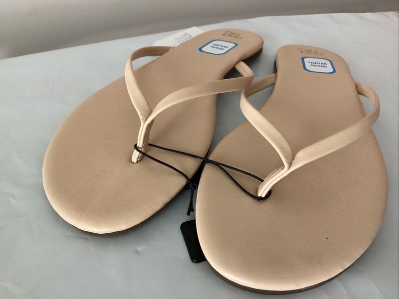 TIME AND TRU Barely There Nude Comfort Sock Flip-Flop Sandals Sz 8W