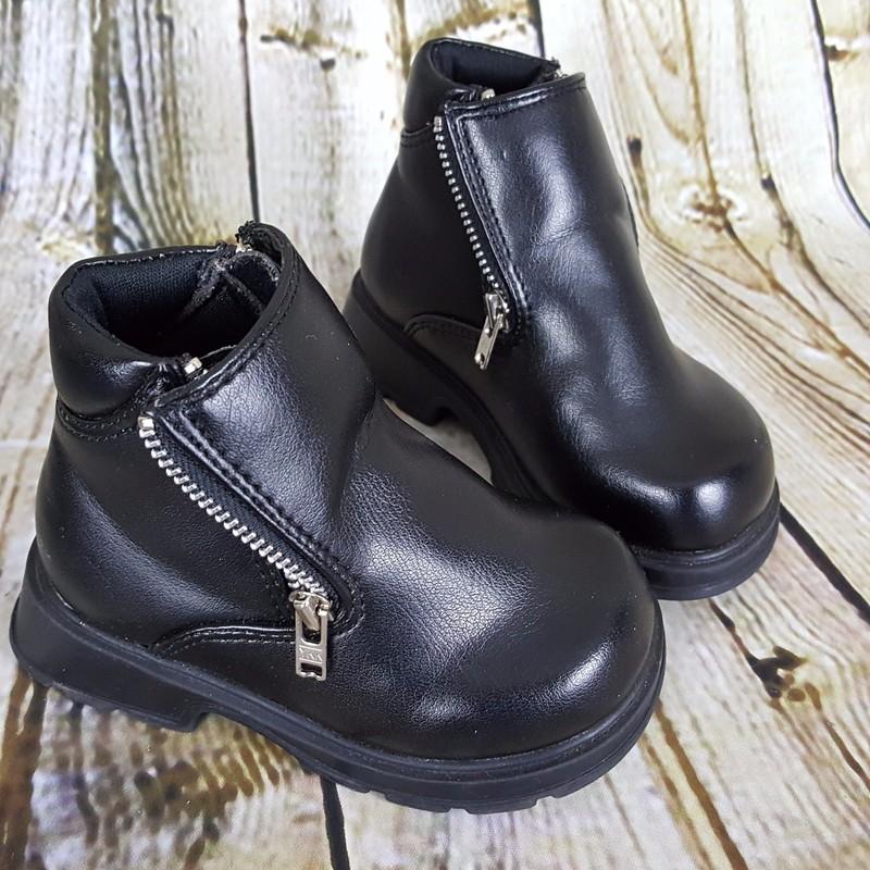 TKS Shoes Girls Black Lil Zip Boots Size 5 M Zipper Sides