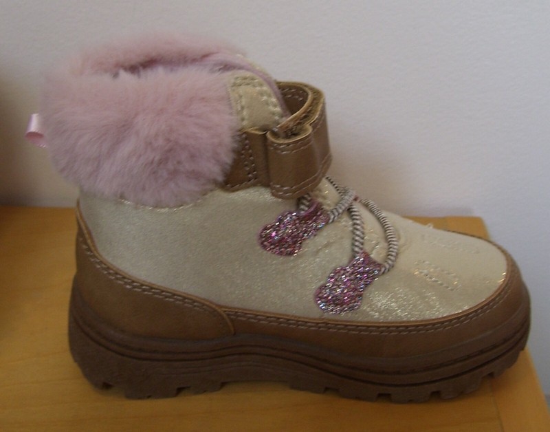 Toddler Girls Carter's SARANG Gold Pink Glitter Hearts Fur Boots Shoes Sz 5
