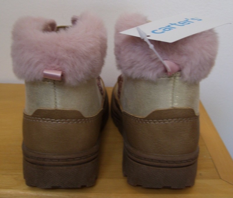 Toddler Girls Carter's SARANG Gold Pink Glitter Hearts Fur Boots Shoes Sz 5