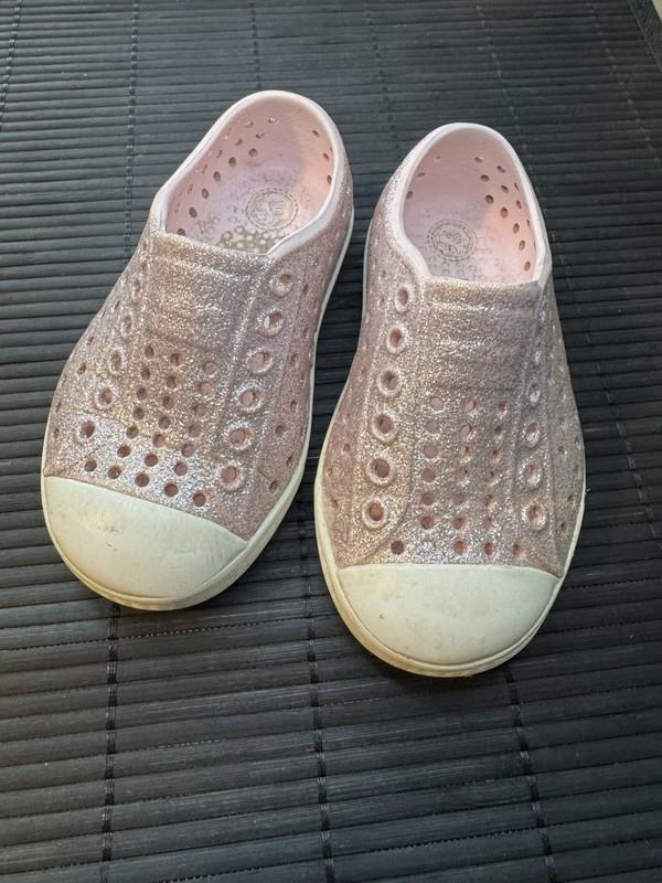 Toddler Native Shoes Glittery Pink Size C8 Slip On Pre-owned Good Condition Cute