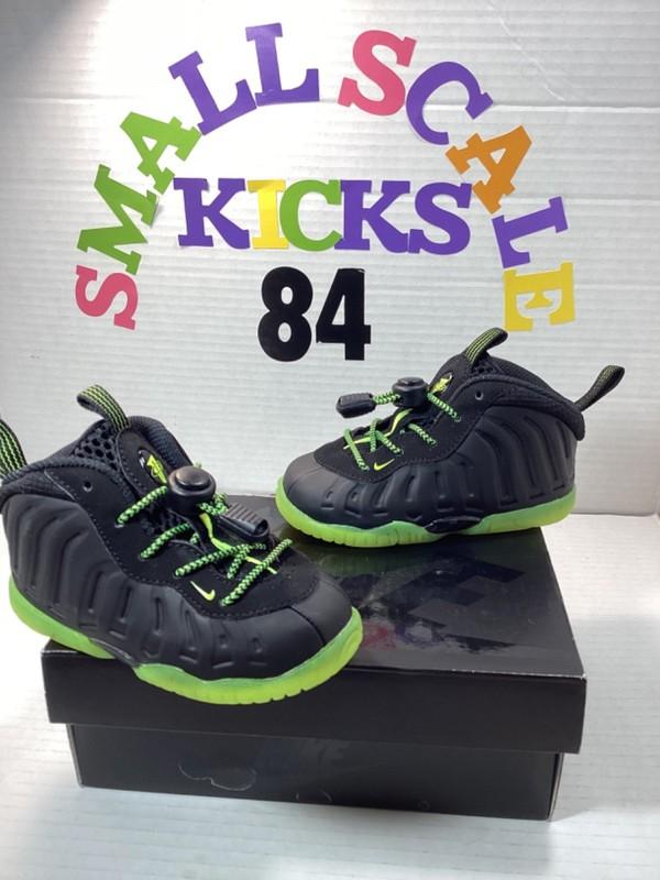 Toddler's Nike Little Posite One Black/Volt toddler size 6c