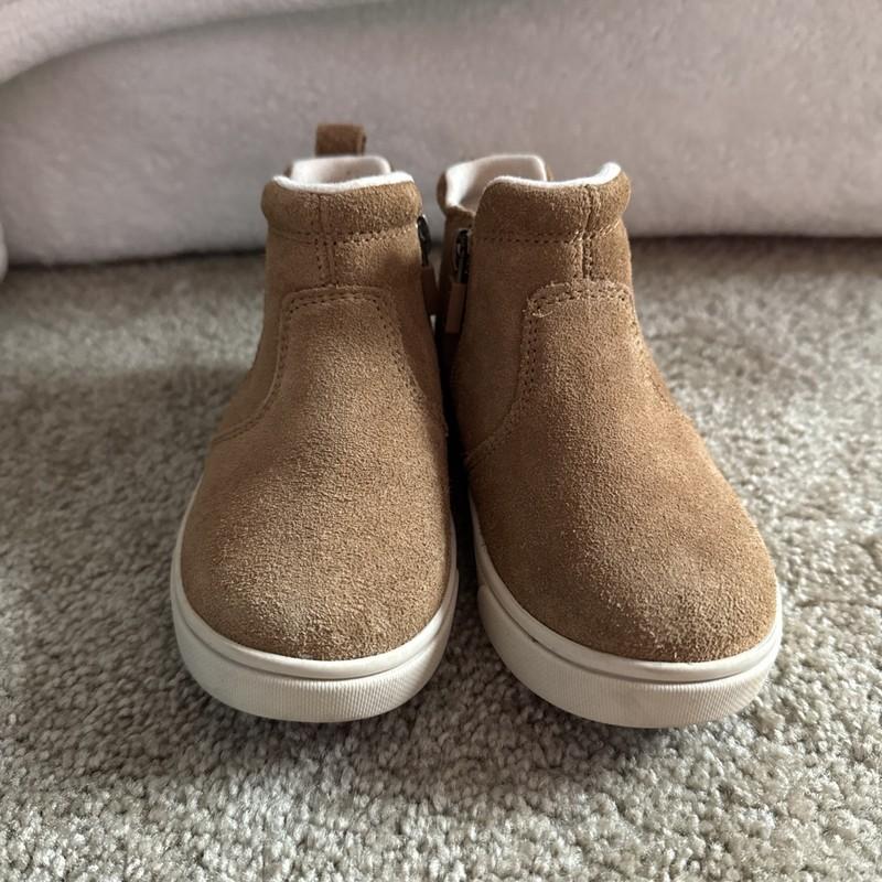 Toddler Uggs Size 10 Toddler Good Condition