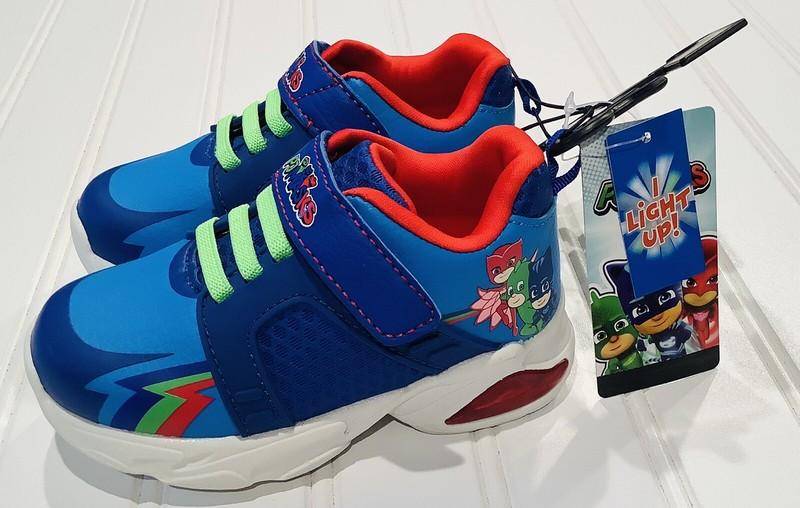 Toddlers’ Boys Light Up Shoes Size 7 New PJ Mask