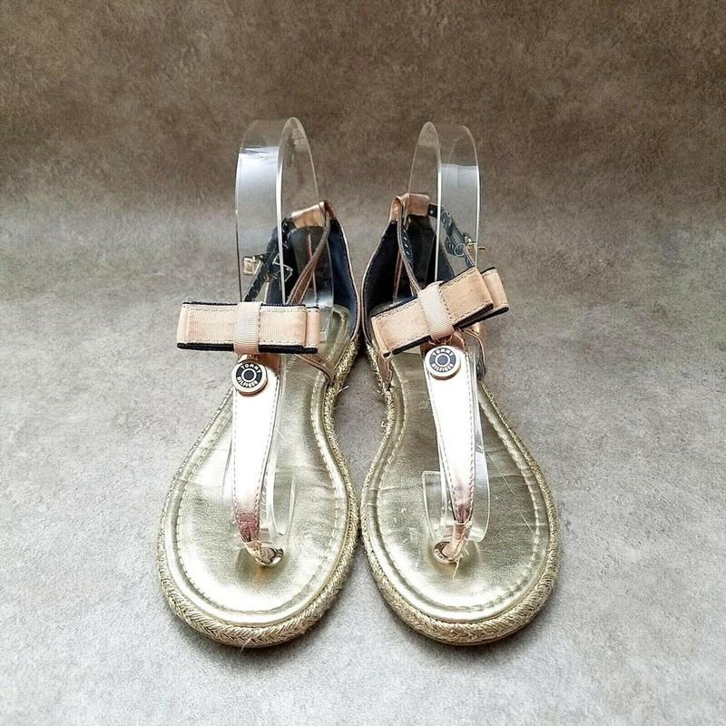 Tommy Hilfiger Big Girls Sz 3 M Gold Thong Slingback Sandals Flats