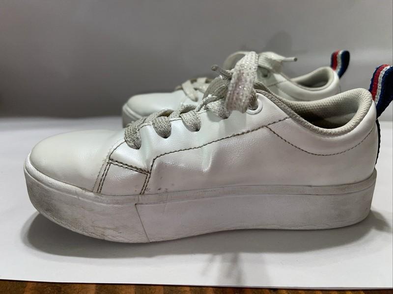 Tommy Hilfiger Shoes Girls Size 2 White Eva Platform Sneakers Tennis Shoe