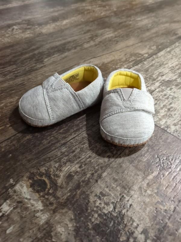 Toms Baby Crib Shoes Baby 3 Gray Hook And Loop Closure Wide Toe Box