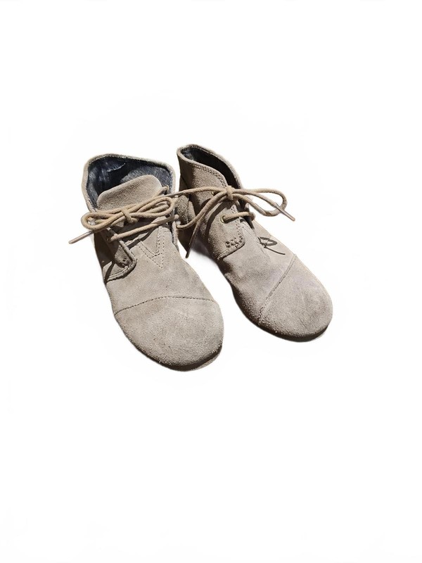 Toms Boots Youth Girls Size 2 Wedge Heels Ankle Booties Gray Suede Lace Up