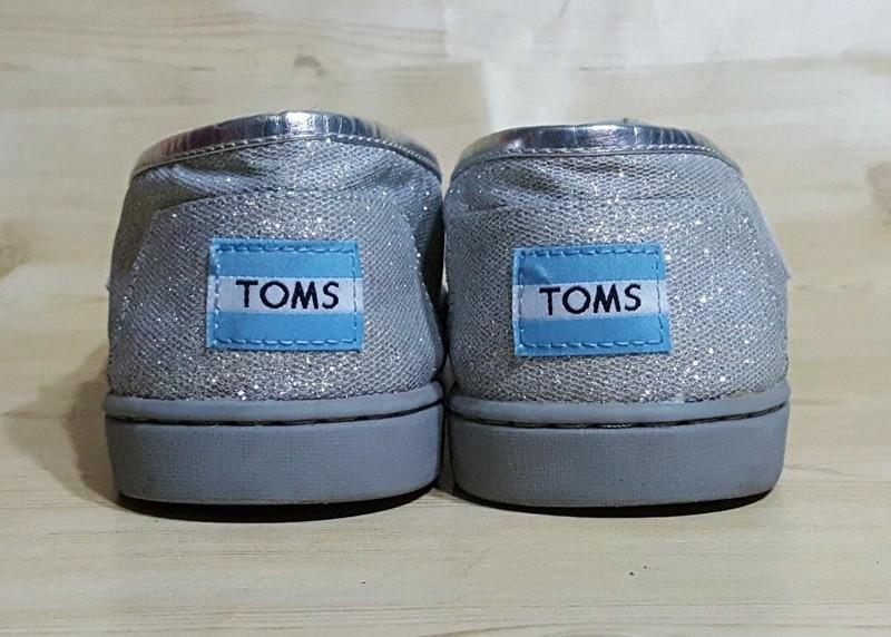Toms Slip On Glitter Slip On Alpargatas Shoes Size Y 5.5