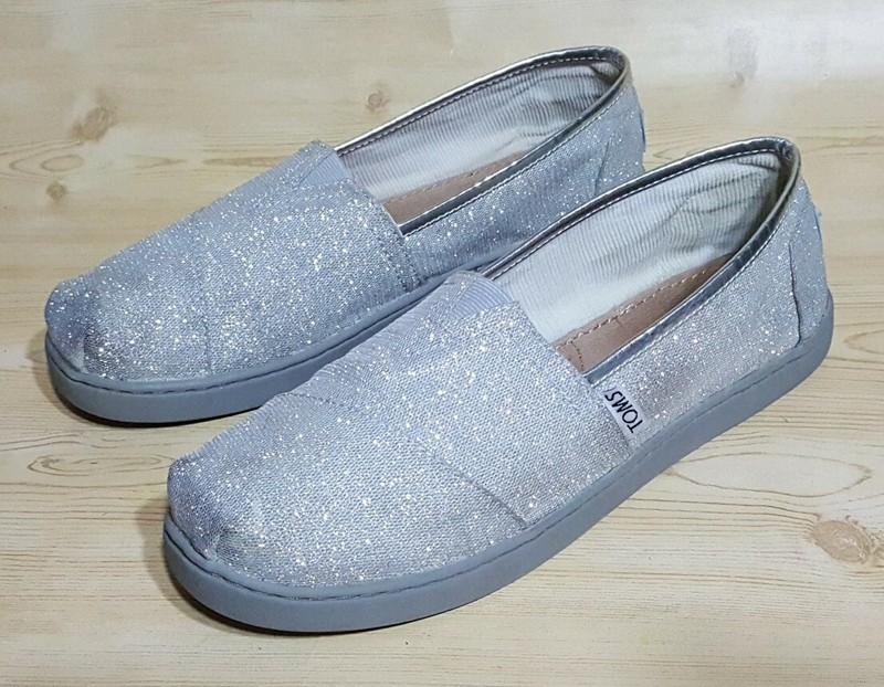 Toms Slip On Glitter Slip On Alpargatas Shoes Size Y 5.5