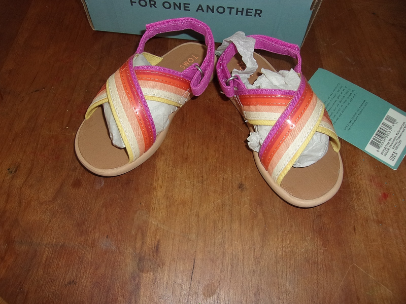 TOMS Tiny Viv orange/pink toddler strappy sandals toddler sz 8 NIB
