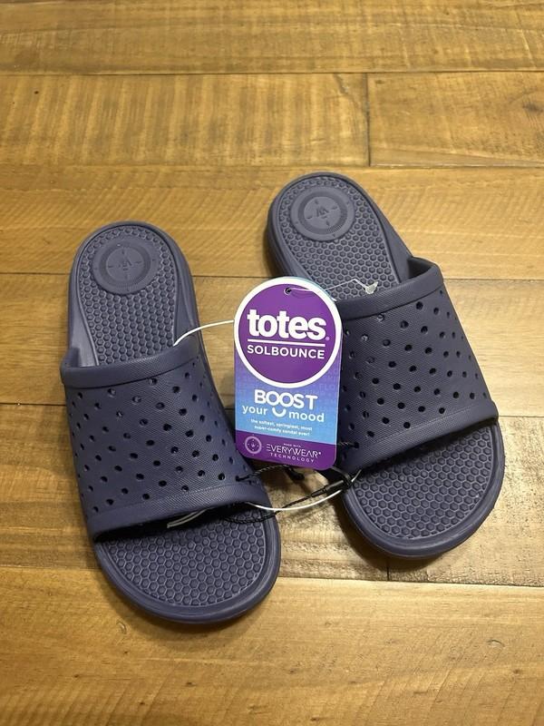 Totes Solbounce Sandals Size 2/3