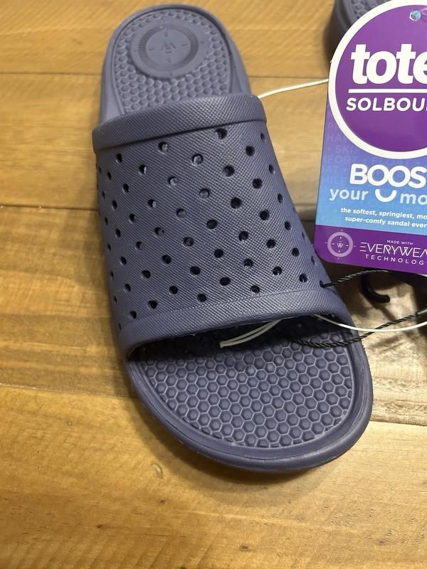 Totes Solbounce Sandals Size 2/3