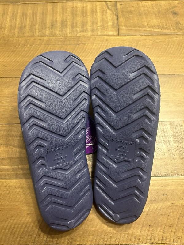 Totes Solbounce Sandals Size 2/3