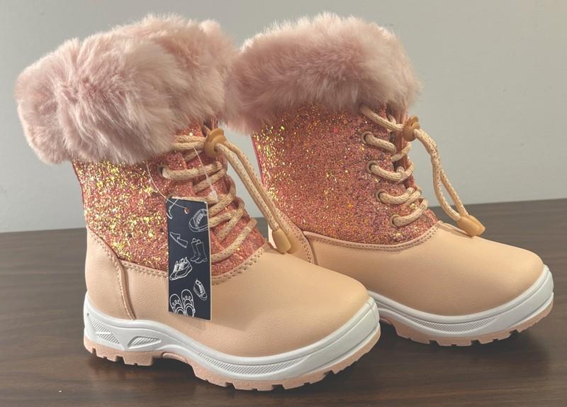 Tottler Size 9 Girls Winter Snow Boots Faux Fur Warm Pink Glitter Lace Up NEW