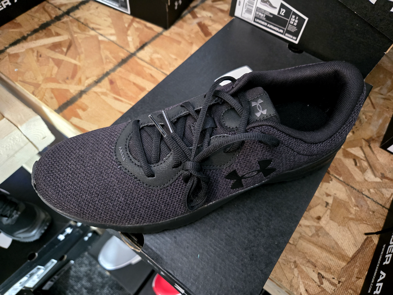 UA Mojo 2 Mens Athletic Sneakers