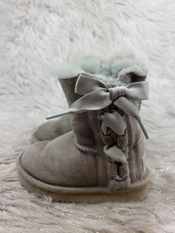 UGG 1017737T Gray Bow Booties Boots Size 6 / 22.5