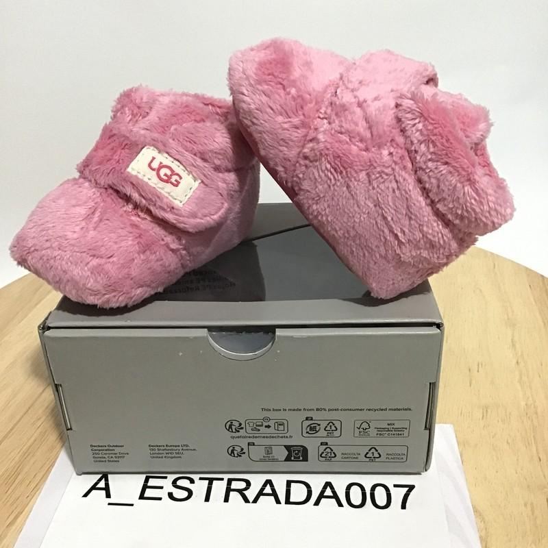 UGG Baby Girl Pink Bixbee Boot Slippers Size 0/1 New with Tags In Box Never Worn