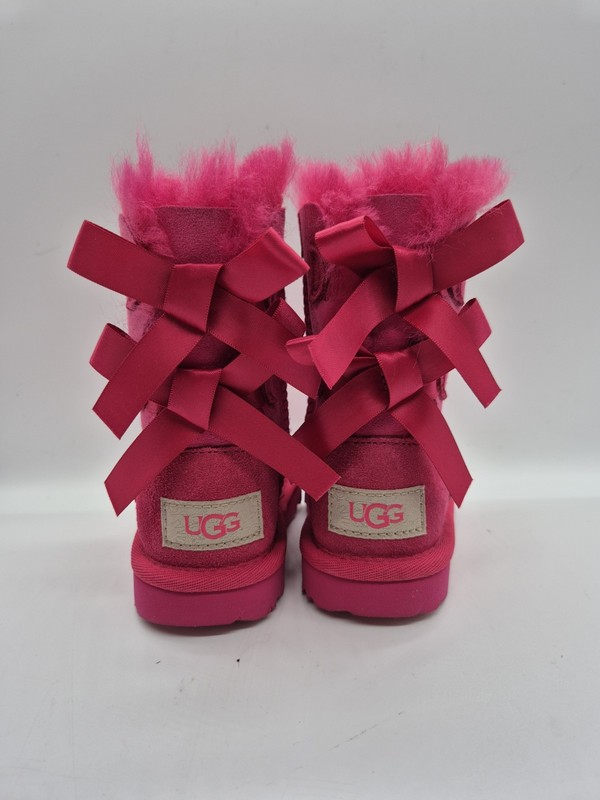 UGG Bailey Bow II Girls Size 9 Suede Boots Satin Bows Girls Pink EUR 26 (334)