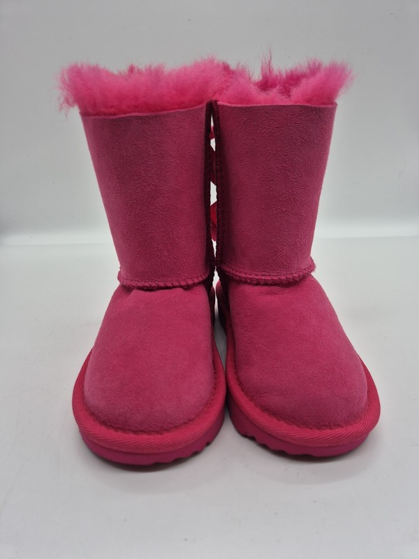 UGG Bailey Bow II Girls Size 9 Suede Boots Satin Bows Girls Pink EUR 26 (334)