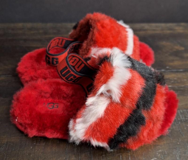 Ugg Fluff Yeah Red/Black/White Plaid Girls- Toddler/Child Size 10 Excellent Cond