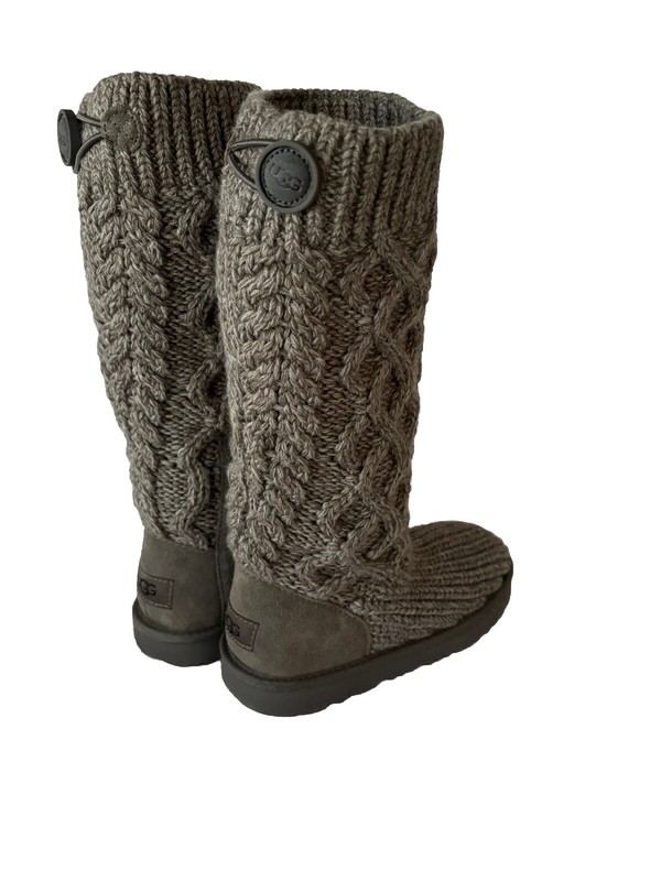 UGG Little Kids Classic Cardi Cable Knit Water Resistant Boot Grey Size 13 New