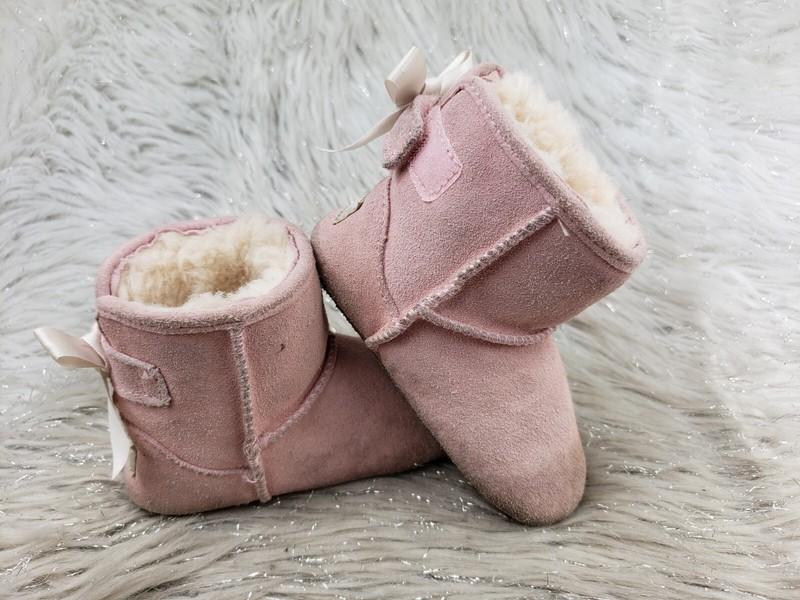 UGG Pink Suede Toddler Slip On Booties Boots Size US 4-5 EUR 20.5
