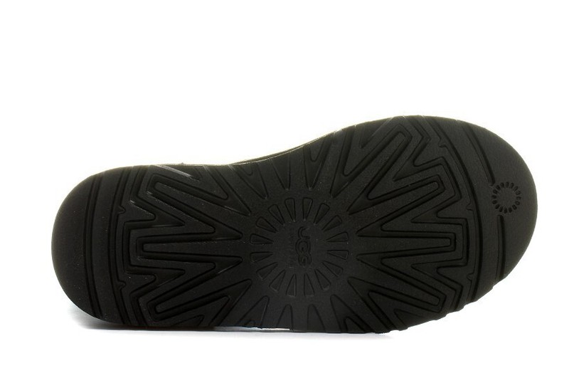 UGG Unisex Children's Classic Tall Boot 5251T-BLK SIZE 8 Brand New