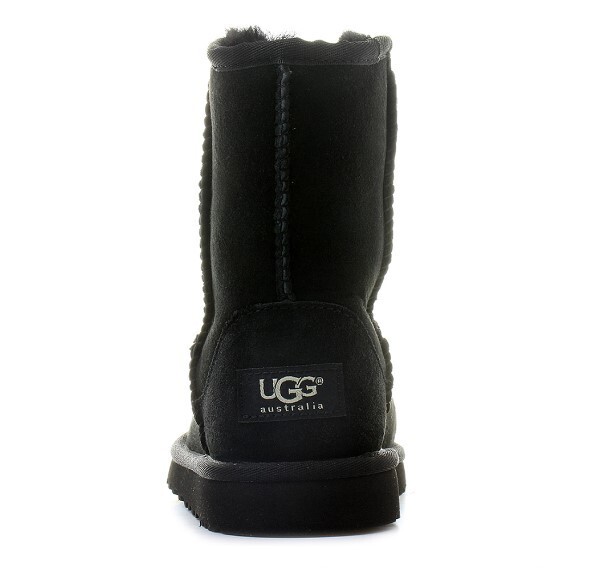 UGG Unisex Children's Classic Tall Boot 5251T-BLK SIZE 8 Brand New