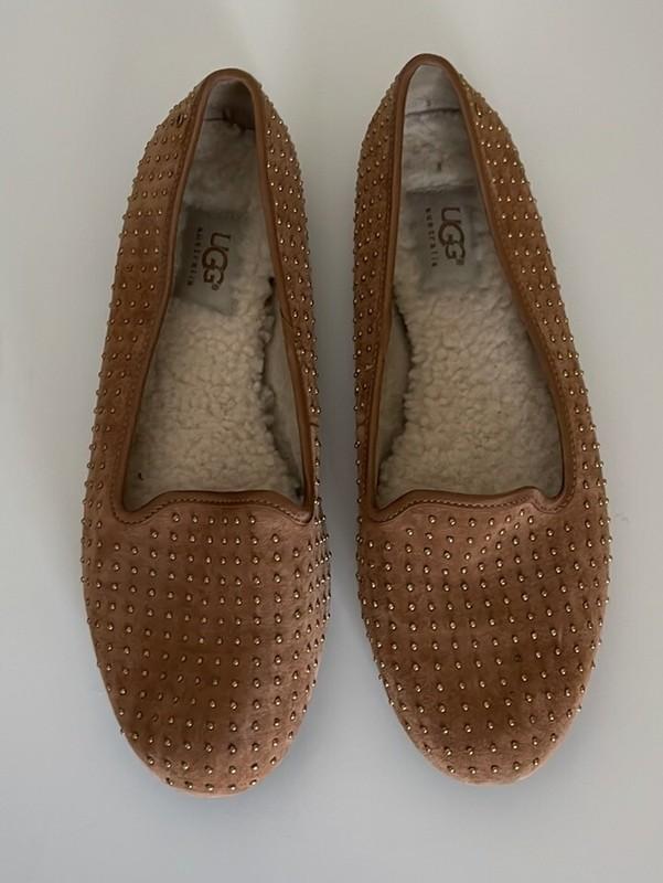 UGG Women's Alloway Brow Suede Studded Sheepskin Lined Ballet Flats Shoes US 7.5