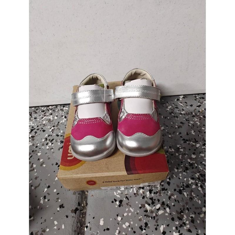 Umi Trincy Mary Jane Flats Fuchsia Pink Silver US 5.5 Walker
