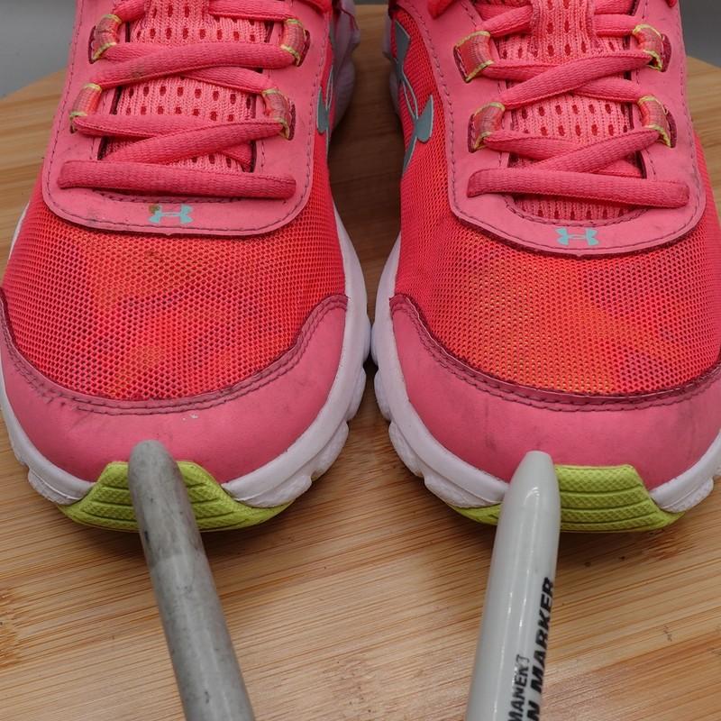 Under Armour 4Y Girls Pink & Coral Red Running Shoes 3022100 602 Flaws