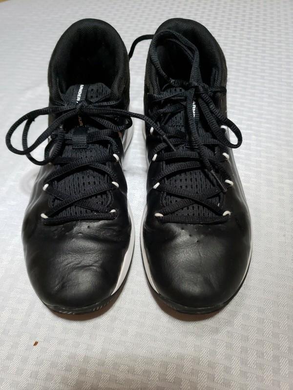 Under Armour Basketball Shoes Black White Youth Size 6Y